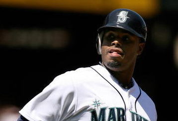 SEATTLE  - MAY 24:  Ken Griffey Jr. #24 of the Seattle Mariners looks back toward the dugout as he rounds first base after hitting a two run homer in a 5-4 defeat of the San Francisco Giants on May 24, 2009 at Safeco Field in Seattle, Washington. (Photo by Otto Greule Jr/Getty Images)