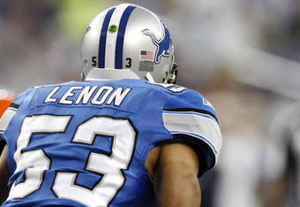 DETROIT - AUGUST 23:  Paris Lenon #53 of the Detroit Lions has a green dot on his helmet which designates him as the defensive player on the field that has a reciever in his helmet allowing him sideline communication while playing the Cleveland Browns during a preseason NFL game on August 23, 2008 at Ford Field in Detroit, Michigan.  (Photo by Gregory Shamus/Getty Images)