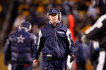 PITTSBURGH - DECEMBER 7:  Offensive Coordinator Jason Garrett of the Dallas Cowboys looks on from the sideline during their NFL game against the Pittsburgh Steelers on December 7, 2008 at Heinz Field in Pittsburgh, Pennsylvania. The Steelers defeated the Cowboys 20-13. (Photo by Gregory Shamus/Getty Images)