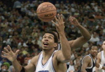 18 Mar 2001:  Julius Peppers #45 of North Carolina rebounds against Penn State during their NCAA South Regional Second Round Game at the Lousiana Superdome in New Orleans, Louisiana. DIGITAL IMAGE.  Mandatory Credit: Jamie Squire/ALLSPORT