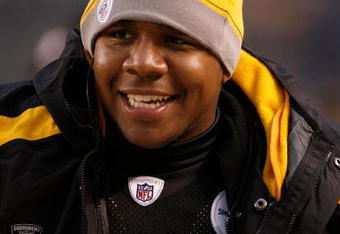 PITTSBURGH - NOVEMBER 09: Byron Leftwich #4 of the Pittsburgh Steelers stands on the sidelines against the Indianapolis Colts  on November 9, 2008 at Heinz Field in Pittsburgh, Pennsylvania. The Colts won 24-20. (Photo by Rick Stewart/Getty Images)