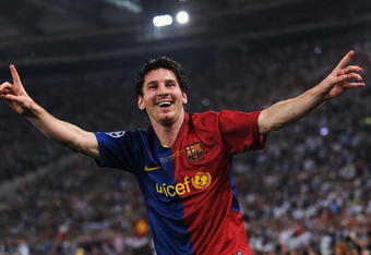 ROME - MAY 27:  Lionel Messi of Barcelona celebrates scoring the second goal for Barcelona during the UEFA Champions League Final match between Barcelona and Manchester United at the Stadio Olimpico on May 27, 2009 in Rome, Italy.  (Photo by Jasper Juinen/Getty Images)