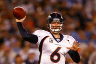 SAN DIEGO - DECEMBER 28:  Quarterback Jay Cutler #6 of the Denver Broncos throws a pass against the San Diego Chargers during the NFL game at Qualcomm Stadium on December 28, 2008 in San Diego, California.  (Photo by Jeff Gross/Getty Images)