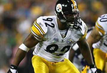 TAMPA, FL - FEBRUARY 01: James Harrison #92 of the Pittsburgh Steelers lines up on defense during Super Bowl XLIII on February 1, 2009 at Raymond James Stadium in Tampa, Florida.  (Photo by Al Bello/Getty Images)
