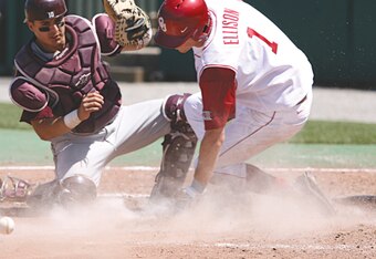 Nalewajk_baseballvsam-ise_crop_340x234