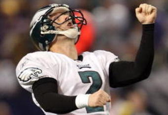 MINNEAPOLIS - JANUARY 4:   David Akers #2 of the Philadelphia Eagles celebrates his 43 yard field goal in the first half against the Minnesota Vikings during the NFC Wild Card playoff game on January 4,2009 at the Hubert H. Humphrey Metrodome in Minneapolis, Minnesota. (Photo by Elsa/Getty Images)
