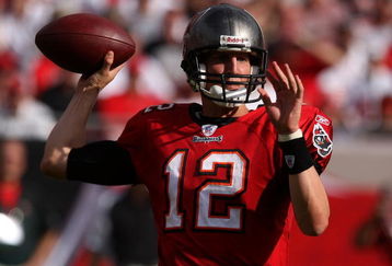 TAMPA, FL - DECEMBER 30:  Luke McCown #12 of the Tampa Bay Buccaneers drops back to pass against the Carolina Panthers at Raymond James Stadium on December 30, 2007 in Tampa, Florida.  (Photo by Scott Halleran/Getty Images)
