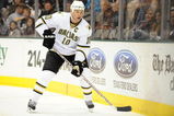DALLAS - NOVEMBER 20:  Left wing Brenden Morrow #10 of the Dallas Stars during play against the Chicago Blackhawks at the American Airlines Center on November 20, 2008 in Dallas, Texas.  (Photo by Ronald Martinez/Getty Images)