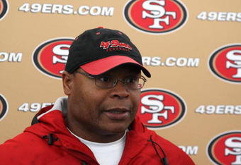 SANTA CLARA, CA - MAY 01:  Head coach Mike Singletary of the San Francisco 49ers talks with the media during the 49ers Minicamp at their training facilities on May 1, 2009 in Santa Clara, California.  (Photo by Jed Jacobsohn/Getty Images)