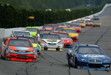 LONG POND, PA - JUNE 08:  Kurt Busch drive the #2 Miller Lite Dodge and Jeff Burton drive the #31 AT&T Mobility Chevrolet during the NASCAR Sprint Cup Series Pocono 500 on June 8, 2008 at Pocono International Raceway in Long Pond, Pennsylvania.  (Photo by Doug Pensinger/Getty Images for NASCAR)