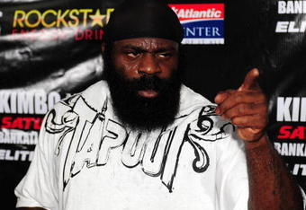 LOS ANGELES, CA - SEPTEMBER 17:  MMA Heavyweight Sensation Kimbo Slice is seen during the Workout/Media Day with Kimbo Slice and Gina Carano at the Legends Mixed Martial Arts Training Center on September 17, 2008 in Los Angeles, California.  (Photo by Robert Laberge/Getty Images)