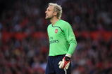 MANCHESTER, UNITED KINGDOM - APRIL 29:   Manuel Almunia of Arsenal looks on during the UEFA Champions League Semi Final First Leg match between Manchester United and Arsenal at Old Trafford on April 29, 2009 in Manchester, England. (Photo by Shaun Botterill/Getty Images)