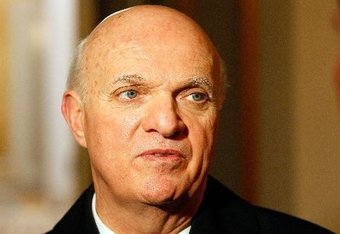 Large_lou-lamoriello429_crop_340x234