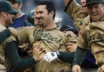 Adriangonzalez_crop_340x234