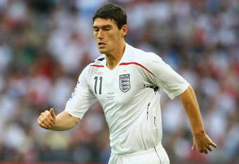 LONDON - OCTOBER 11:  Gareth Barry of England in action during the 2010 World Cup qualifying match between England and Kazakhstan at Wembley Stadium on October 11, 2008 in London, England.  (Photo by Alex Livesey/Getty Images)