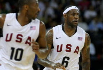 MACAU, CHINA - JULY 31:  LeBron James #6 runs with the ball flanked by teammate Kobe Bryant # 10  of the USA Basketball Men's Senior National Team during the USA Basketball International challenge between USA and Turkey at the Venetian hotel on July 31, 2008 in Macau, China.  (Photo by Stu Forster/Getty Images)