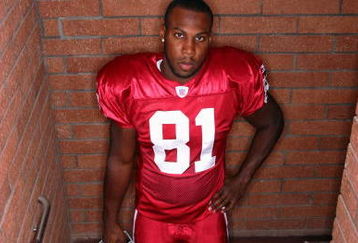 TEMPE, AZ - NOVEMBER 30:  Wide Receiver Anquan Boldin #81 of the Arizona Cardinals poses during a portrait session at Cardinals Training Facility on November 30, 2004 in Tempe, Arizona.  (Photo by Donald Miralle/Getty Images)