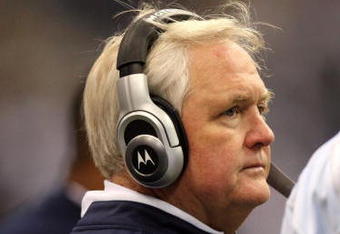 IRVING, TX - DECEMBER 20:  Head Coach Wade Phillips of the Dallas Cowboys looks on from the side line during their NFL game against the Baltimore Ravens at Texas Stadium on December 20, 2008 in Irving, Texas. The Ravens defeated the Cowboys 33-24. (Photo by Ronald Martinez/Getty Images)