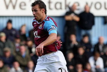 LONDON - NOVEMBER 25:  Lucas Neill of West Ham in action during the Barclays Premier League match between West Ham United and Tottenham Hotspur at Upton Park on November 25, 2007 in London, England.  (Photo by Hamish Blair/Getty Images)