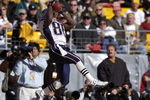 27 Jan 2002:  David Patten #86 of the New England Patriots catches a pass in the endzone to give the Patriots a 14-3 lead during the first half of the AFC  Championship Game between the Pittsburgh Steelers and the New England Patriots at Heinz Field in Pittsburgh, Pennsylvania.  Digital Image Mandatory Credit: Ezra Shaw/Getty Images