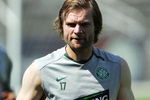COMMERCE CITY, CO - JULY 17:  Steven Pressley #17 of Glasgow Celtic FC jogs during a training session at Dick's Sporting Goods Park on July 17, 2007 in Commerce City, Colorado.  (Photo by Doug Pensinger/Getty Images)