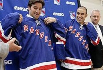 Nhl_ap_drury_gomez_275_feature