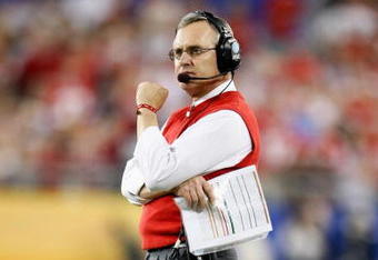 GLENDALE, AZ - JANUARY 05:  Head coach Jim Tressel of the Ohio State Buckeyes reacts during the Tostitos Fiesta Bowl Game against the Texas Longhorns on January 5, 2009 at University of Phoenix Stadium in Glendale, Arizona.   The Longhorns defeated the Buckeyes 24-21.  (Photo by Jeff Gross/Getty Images)