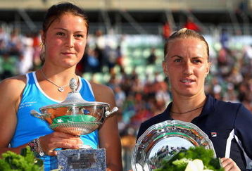 ROME - MAY 09:  Dinara Safina of Russia and Svetlana Kuznetsova of Russia pose with their trophies after Safina won their Singles Final match during day six of the Sony Ericsson WTA Tour Internazionli BNL D'Italia event at Foro Italico on May 9, 2009 in Rome, Italy.  (Photo by Ryan Pierse/Getty Images)