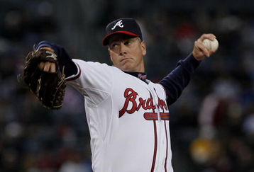 ATLANTA - MARCH 31: Pitcher Tom Glavine #47 of the Atlanta Braves throws a pitch during the game against the Pittsburgh Pirates at Turner Field March 31, 2008 in Atlanta, Georgia.  (Photo by Mike Zarrilli/Getty Images)