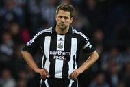 BLACKBURN, UNITED KINGDOM - JANUARY 17:  Michael Owen of Newcastle United shows his frustration during the Barclays Premier League match between Blackburn Rovers and Newcastle United at Ewood Park on January 17, 2009 in Blackburn, England.  (Photo by Laurence Griffiths/Getty Images)