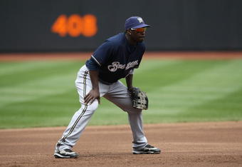 NEW YORK - APRIL 19:  Bill Hall #2 of the Milwaukee Brewers in the field  against the New York Mets at Citi Field on April 19, 2009 in the Flushing neighborhood of the Queens borough of New York City.  (Photo by Nick Laham/Getty Images)