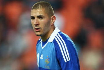 ST ETIENNE, FRANCE - JUNE 02:  Karim Benzema of France during the International Friendly match between France and Nigeria at the Stade Geoffroy-Guichard on June 2, 2009 in St Etienne, France.  (Photo by Michael Steele/Getty Images)