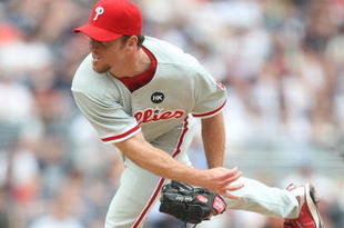 NEW YORK - MAY 24:  Brad Lidge #54 of the Philadelphia Phillies pitches  against the New York Yankees on May 24, 2009 at Yankee Stadium in the Bronx borough of New York City.  (Photo by Nick Laham/Getty Images)