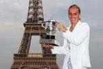 PARIS - JUNE 06:  New ladies French Open champion Svetlana Kuznetsova of Russia poses with the trophy in front of the Eiffel Tower on day fourteen of the French Open on June 6, 2009 in Paris, France.  (Photo by Ryan Pierse/Getty Images)