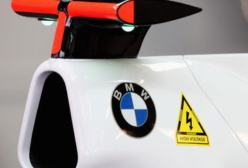 BARCELONA, SPAIN - NOVEMBER 18:   Team BMW Sauber car displays a warning sign for high voltage due to the new KERS energy system that will be on the cars next season during day two of Formula One Testing at the Circuit de Catalunya on November 18, 2008 in Barcelona, Spain.  (Photo by Mark Thompson/Getty Images)