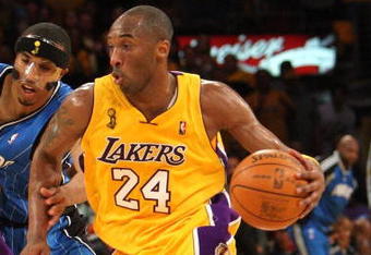LOS ANGELES, CA - JUNE 04:  Kobe Bryant #24 of the Los Angeles Lakers drives against the Orlando Magic in Game One of the 2009 NBA Finals at Staples Center on June 4, 2009 in Los Angeles, California. NOTE TO USER: User expressly acknowledges and agrees that, by downloading and or using this photograph, User is consenting to the terms and conditions of the Getty Images License Agreement.  (Photo by Jed Jacobsohn/Getty Images)