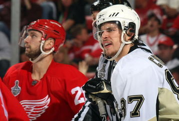 DETROIT - JUNE 06:  Sidney Crosby #87 of the Pittsburgh Penguins reacts against the Detroit Red Wings during Game Five of the 2009 NHL Stanley Cup Finals at Joe Louis Arena on June 6, 2009 in Detroit, Michigan.  (Photo by Bruce Bennett/Getty Images)