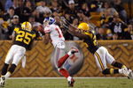 PITTSBURGH - OCTOBER 26: Steve Smith #12 of the New York Giants catches the pass against Ryan Clark #25 and Deshea Townsend #26 of the Pittsburgh Steelers at Heinz Field on October 26, 2008 in Pittsburgh, Pennsylvania. (Photo by: Rick Stewart/Getty Images)