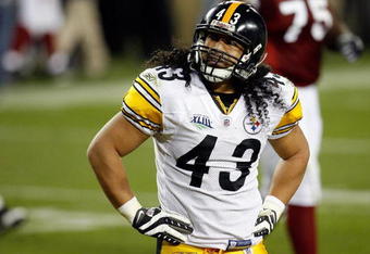 TAMPA, FL - FEBRUARY 01:  Safety Troy Polamalu #43 of the Pittsburgh Steelers looks on against the Arizona Cardinals during Super Bowl XLIII on February 1, 2009 at Raymond James Stadium in Tampa, Florida.  (Photo by Kevin C. Cox/Getty Images)