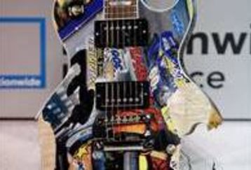 Nashville_guitar_feature