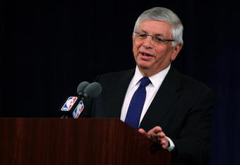 NEW YORK - JULY 24:  NBA Commissioner David Stern speaks to the media during a press conference to discuss the ongoing investigation of NBA referee Tim Donaghy July 24, 2007 at the Westin Hotel in New York City. Tim Donaghy allegedly bet on NBA matches that he officiated.  (Photo by Chris McGrath/Getty Images)