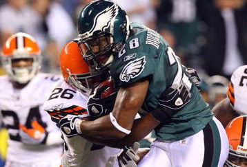 PHILADELPHIA - DECEMBER 15:  Correll Buckhalter #28 of the Philadelphia Eagles runs the ball against Sean Jones #26 of the Cleveland Browns on December 15, 2008 at Lincoln Financial Field in Philadelphia, Pennsylvania.  (Photo by Jim McIsaac/Getty Images)