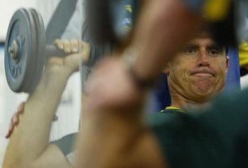 BRISBANE - AUGUST 22:  Matthew Hayden of Australia in the weights room during a training session for the Australian cricket team held today at the Brisbane Grammar School in Brisbane, Australia on August 22, 2002. (Photo by Jonathan Wood/Getty Images) 