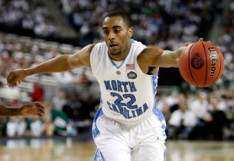 DETROIT - APRIL 06:  Wayne Ellington #22 of the North Carolina Tar Heels moves the ball while taking on the Michigan State Spartans during the 2009 NCAA Division I Men's Basketball National Championship game at Ford Field on April 6, 2009 in Detroit, Michigan.  (Photo by Streeter Lecka/Getty Images)