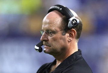 MINNEAPOLIS - AUGUST 10:  Head coach Brad Childress of the Minnesota Vikings watches from the sidelines during the game against of the St. Louis Rams on August 10, 2007 at the H.H.H. Metrodome in Minneapolis, Minnesota. (Photo by David Sherman/Getty Images)
