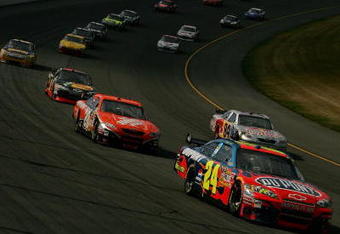 BROOKLYN, MI - AUGUST 17:  Jeff Gordon, driver of the #24 DuPont Chevrolet during the NASCAR Sprint Cup Series 3M Performance 400 at Michigan International Speedway on August 17, 2008 in Brooklyn, Michigan.  (Photo by Ronald Martinez/Getty Images)