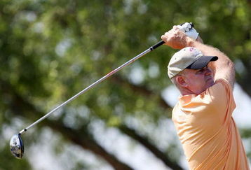 BOCA RATON, FL - FEBRUARY 14:  Ken Green hits his tee shot on the 13th hole during the second round of the Allianz Championship at The Old Course at Broken Sound Club on February 14, 2009 in Boca Raton, Florida.  (Photo by Doug Benc/Getty Images)