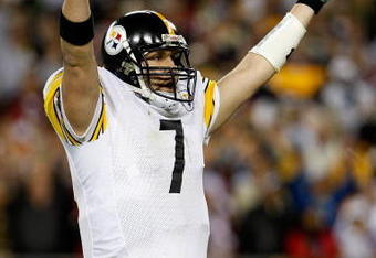 TAMPA, FL - FEBRUARY 01:  Quarterback Ben Roethlisberger #7 of the Pittsburgh Steelers celebrates against the Arizona Cardinals during Super Bowl XLIII on February 1, 2009 at Raymond James Stadium in Tampa, Florida.  (Photo by Jamie Squire/Getty Images)