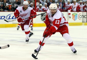 PITTSBURGH - JUNE 09:  Pavel Datsyuk #13 of the Detroit Red Wings skates against the Pittsburgh Penguins during Game Six of the NHL Stanley Cup Finals at the Mellon Arena on June 9, 2009 in Pittsburgh, Pennsylvania.  (Photo by Jim McIsaac/Getty Images)