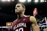 MEMPHIS, TN - MARCH 29:  Blake Griffin #23 of the Oklahoma Sooners walks off the court after losing to the North Carolina Tar Heels during the NCAA Men's Basketball Tournament South Regional Final at the FedExForum on March 29, 2009 in Memphis, Tennessee. The Tar Heels defeated the Sooners 72-60 to advance to the Final Four.  (Photo by Joe Murphy/Getty Images)
